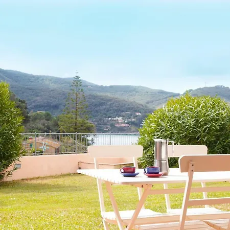 Baia Blu Apartment *