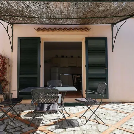 Apartment Baia Blu *